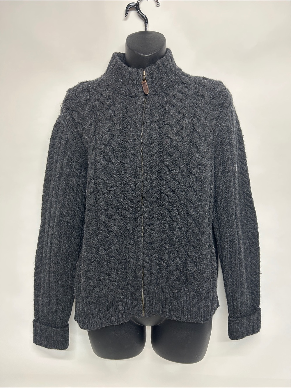 Charcoal Cable-Knit Zip-Front Women's Sweater Valerie Stevens 100% lambswool med